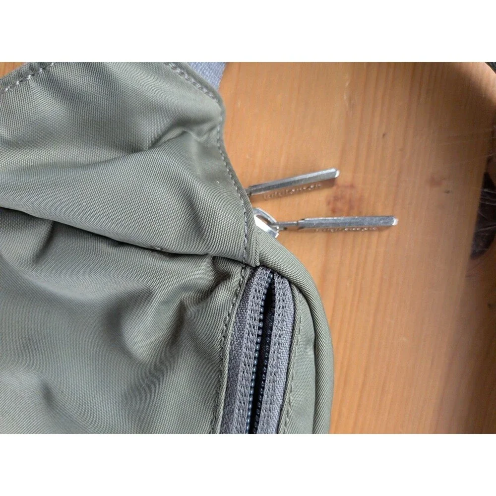 Lululemon Olive Green Everywhere Belt Bag 1L Very Clean!